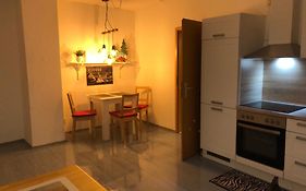 Moderne Vollmöblierte Wohnung